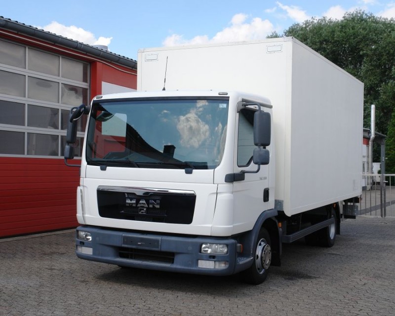 MAN - TGL 7.150 грузовик фургон 5,0m Автоматическая коробка передач Гидроборт EURO 5 Только 49619km!