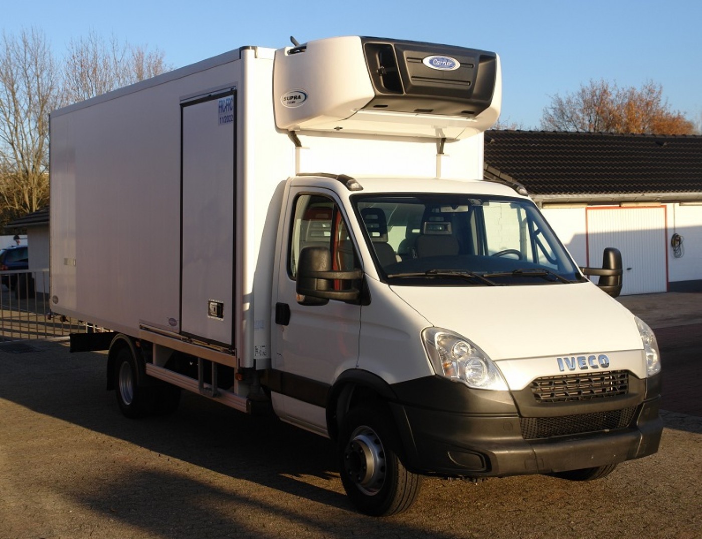 Iveco Daily 70C17  camion frigider 5,30m Carrier Supra 750 Multi-Temperatur Silent 