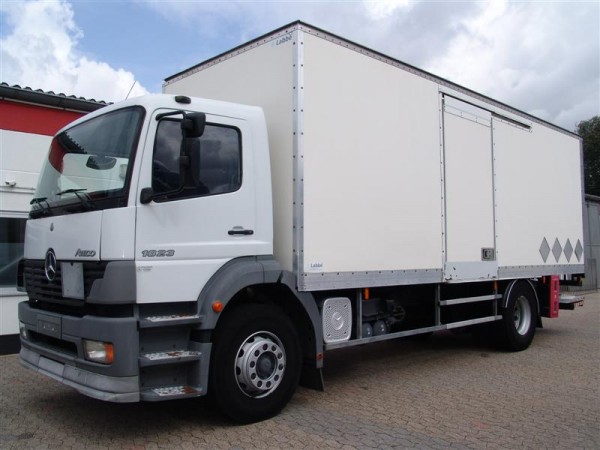 Mercedes-Benz - Atego 1823 Koffer mit LBW