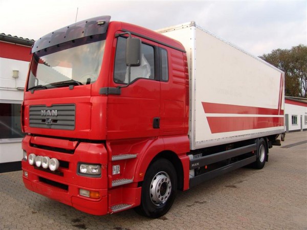 MAN - TGA 18.363 Koffer 