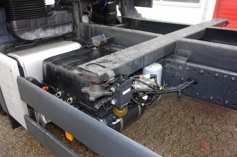 MAN TGA 18.400 LLS BDF camión chasis, Aire acondicionado, caja de cambios manual