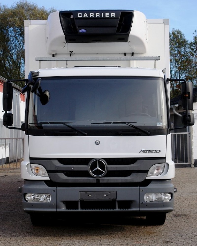 Mercedes-Benz Atego 1322 NL camion frigo 6,70m Aria condizionata Sponda idraulica EURO5