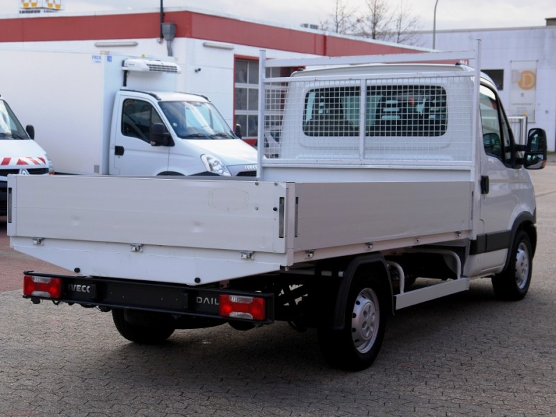 Iveco Daily 35S11 kamion s ravnom platformom 3,20m klima uređaj EURO5