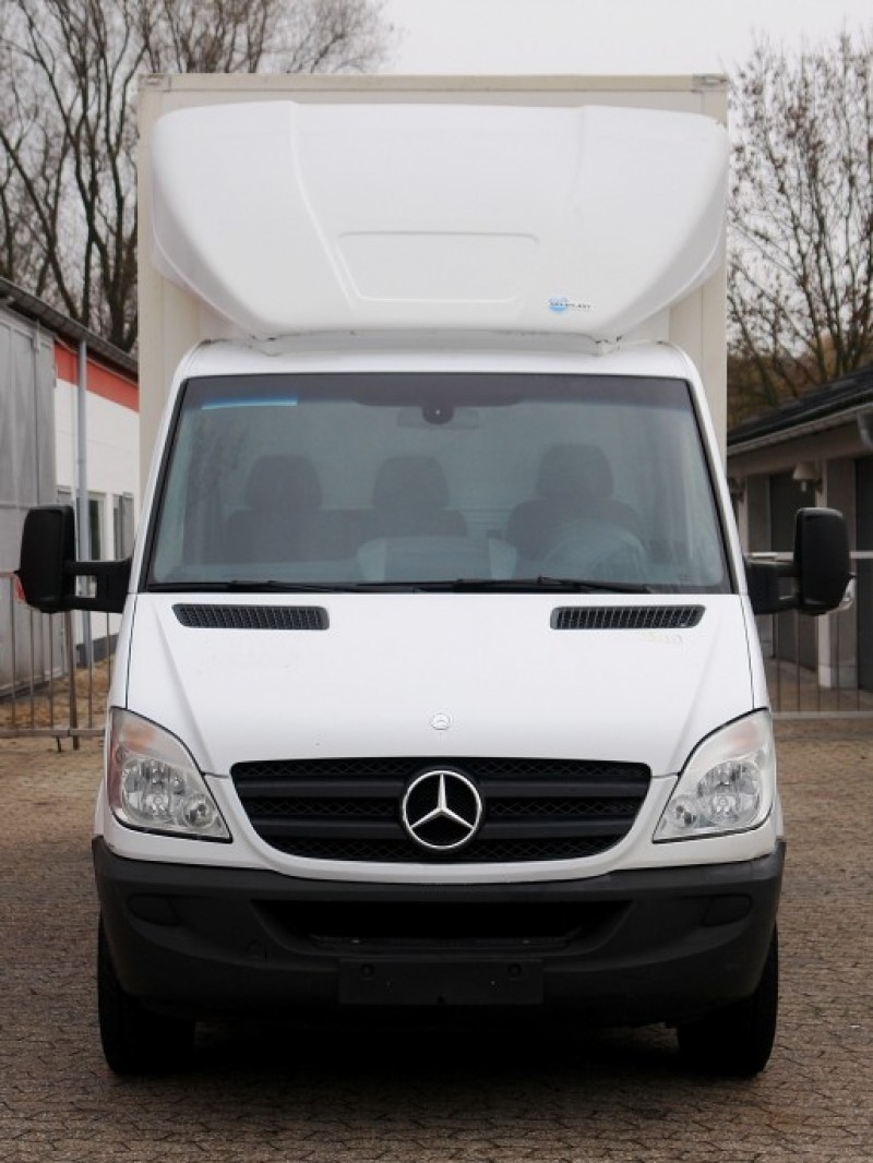 Mercedes-Benz Sprinter 313 Camion furgone 4,20m Porta laterale Sponda idraulica 1500kg EURO5