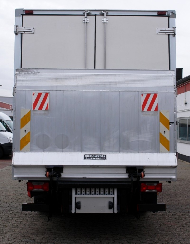 Iveco Daily 70C17 hűtős teherautó  4,10m Carrier Xarios 600 Multi-Temperatur emelőhátfal