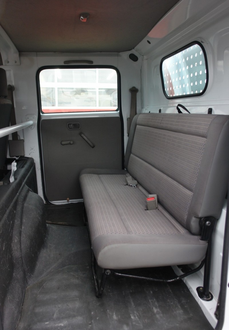 Renault Maxity 130.35 cabină dublă, autobasculantă, Cârlig de remorcare, Capacitatea de încărcare 1000kg 