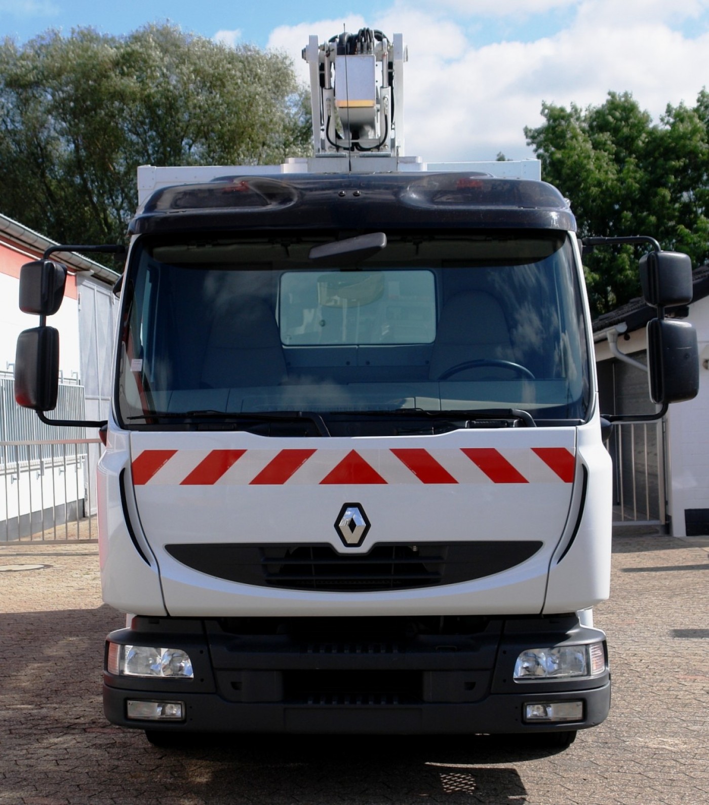 Renault Midlum 180DXi nacelă pe camion EN-140-TPC 14m Sarcina coșului 200kg Unitate electrică Climatizor EURO5