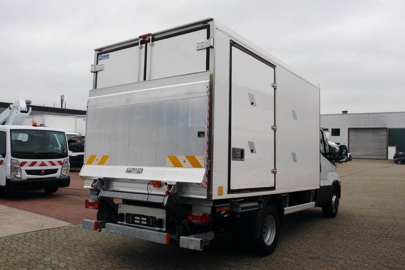 Iveco Daily 70C17 грузовик фургон Закрытый кузов Гидроборт Dhollandia Кондиционер EURO 5 