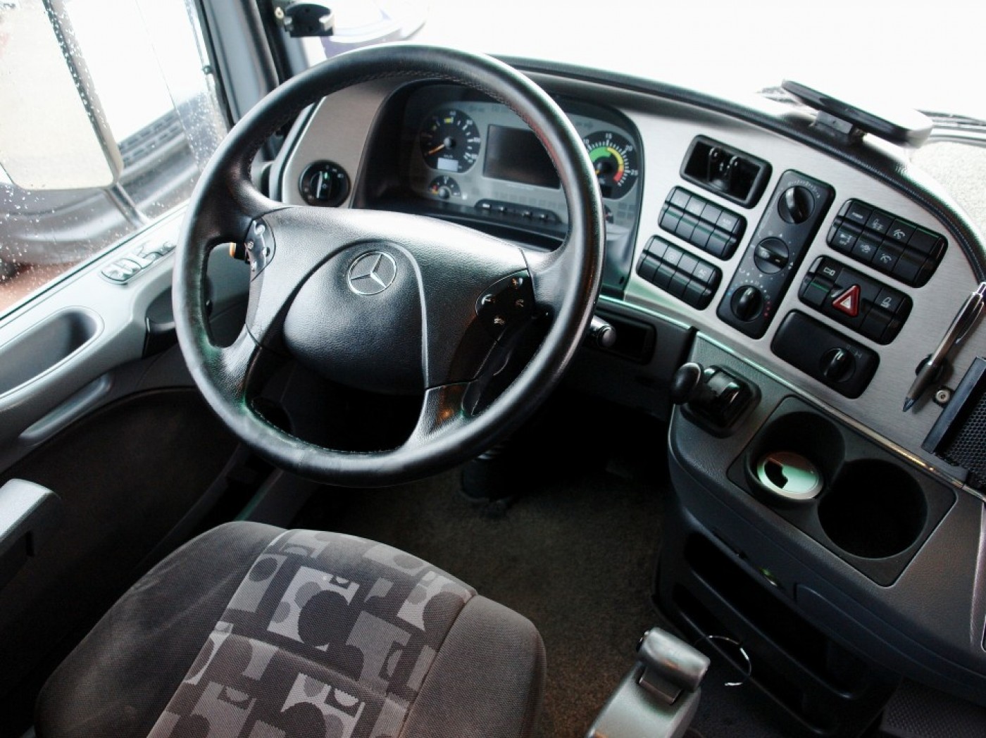 Mercedes-Benz Actros 2536L 6X2 Kamion-šasija BDF Klima uređaj, Hidraulična rampa