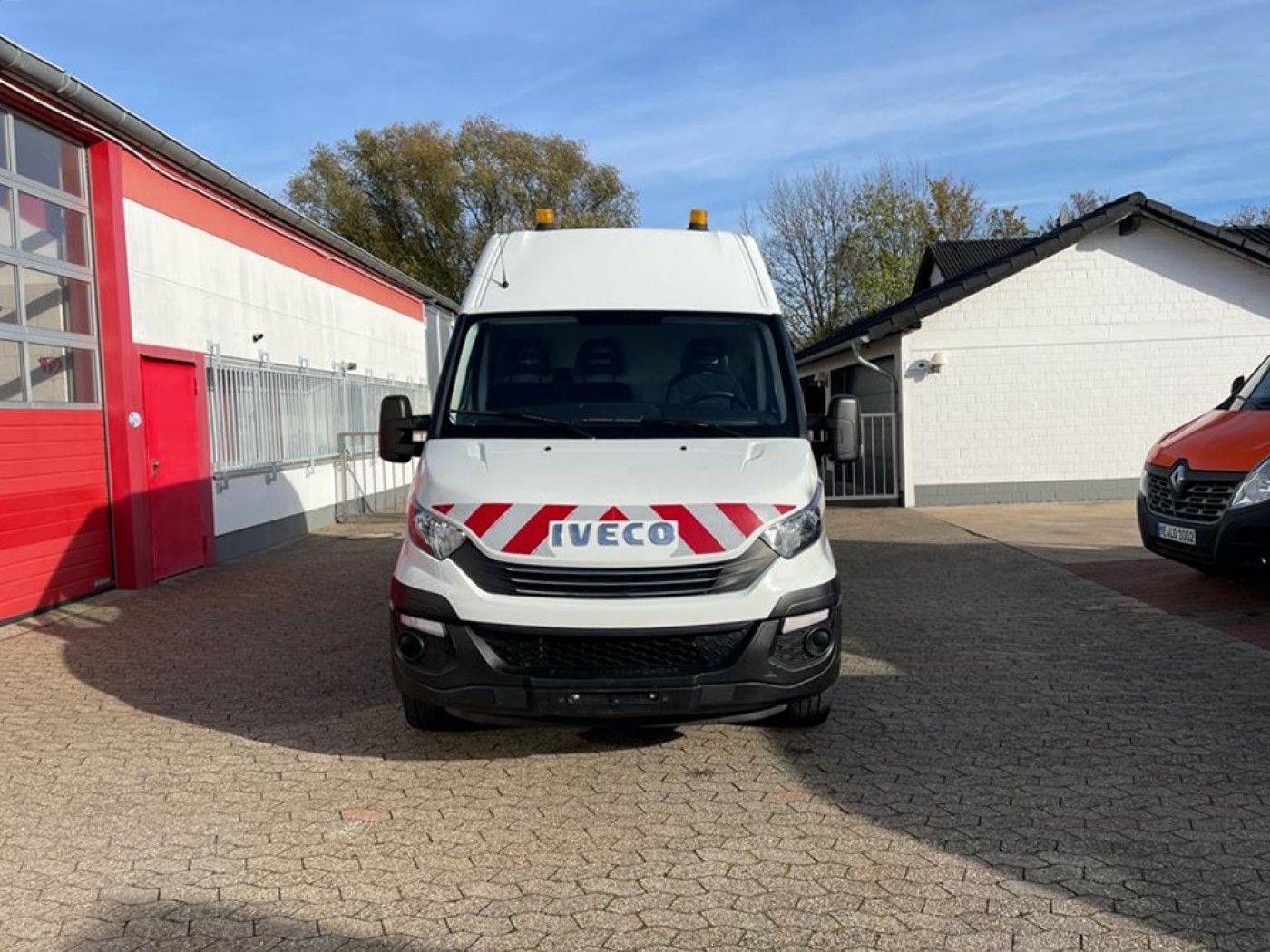 Iveco Daily 35S14 mobile workshop 