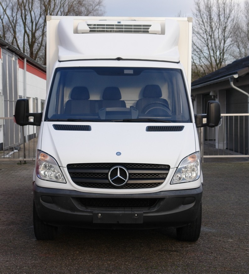 Mercedes-Benz Sprinter 313Cdi furgoneta frigorifica unidad de refrigeración Thermoking V200MAX Capacidad de carga 910kg EURO5