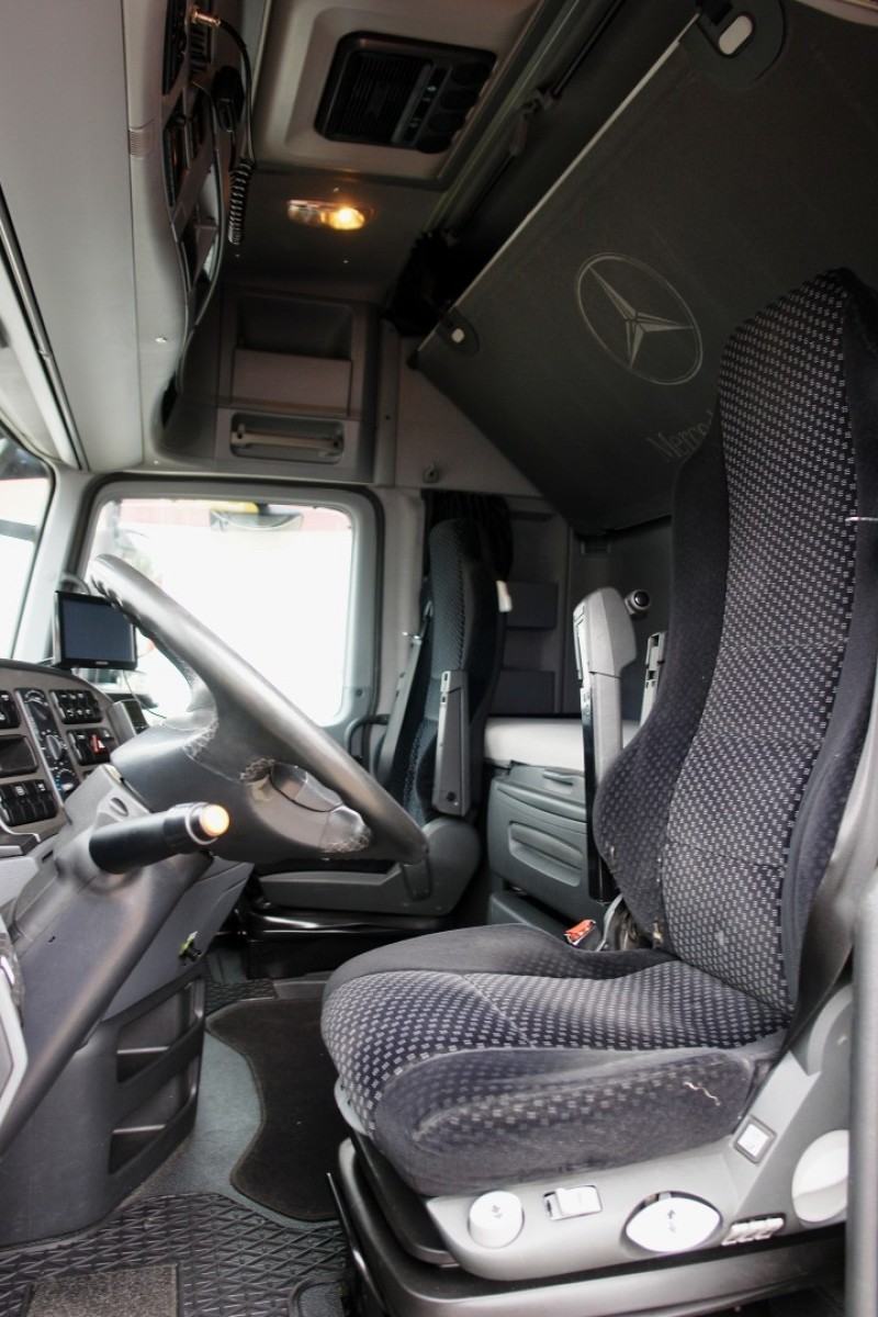 Mercedes-Benz Actros 2536L 6X2 Ciężarówka podwozie BDF Xenon Klimatyzacja postojowa Winda załadowcza EURO5