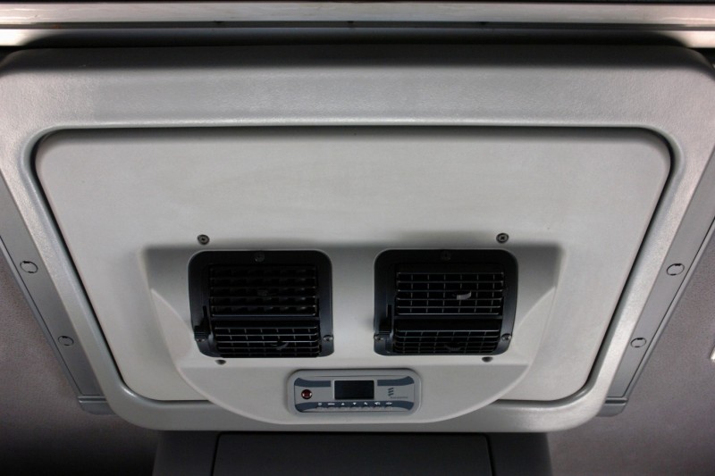 Mercedes-Benz  Axor 2533L caisse mobile  BDF 9,10m climat boîte manuelle EURO5!