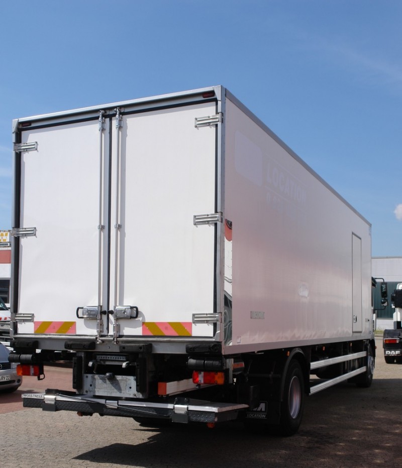MAN TGM 18.290 BL hűtős teherautó 8,70m Carrier Supra 950 Emelőhátfal 2000kg Légkondicionálás EURO5