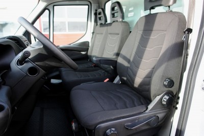 Iveco Iveco سيارة افيكو ديلي 35S13 براد Thermoking V300MAX 3.65 م مع منصة شحن