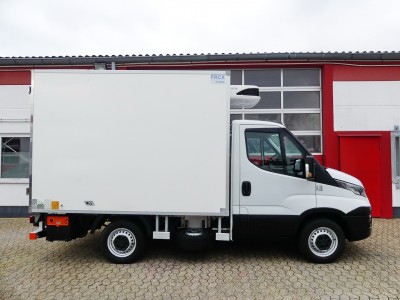 Iveco Daily 35S13 furgone frigo Carrier Pulsor 350 S Sponda idraulica