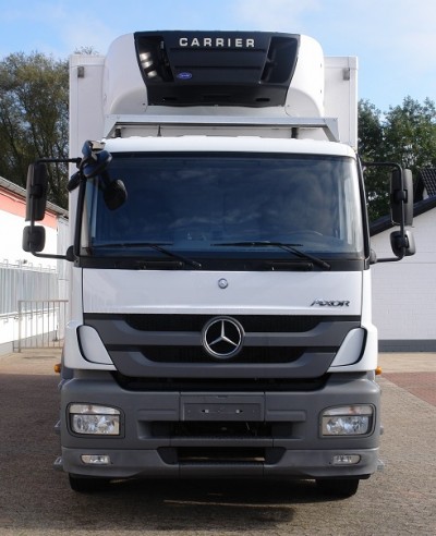 Mercedes-Benz Axor 1833 freezer Carrier Supra 950 multiple temperatures Tail lift Air conditioning EURO5