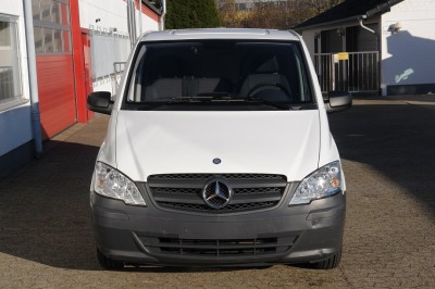 Mercedes-Benz Vito 110CDI Camión Congelador Thermo King V100 -32 ° C estacionaria / operación nocturna puerta lateral EURO5 TÜV!