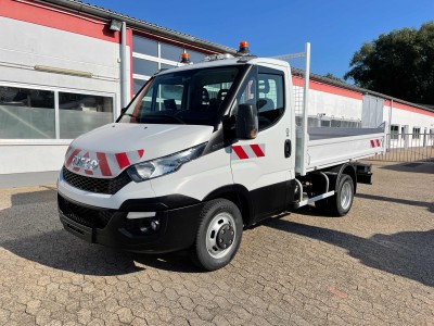 Iveco Daily 35C13  tipper 3 seats payload 900 kg!