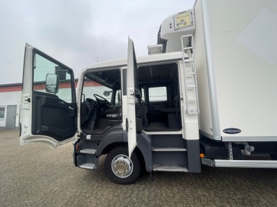 MAN TGL 10.220 Cabină dublă Camion frigider Lift hidraulic 1,5 T FRA 11/2024