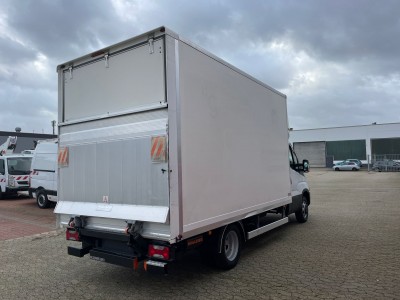 Iveco  Daily 35C15 furgon Hidraulična rampa Dhollandia Automatski prijenos EURO 5B+