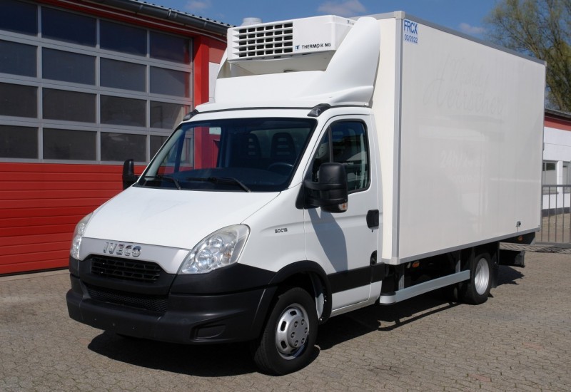 Iveco Daily 50C15 minibus hladnjača Thermoking V500MAX Kuke za meso Klima uređaj EURO5