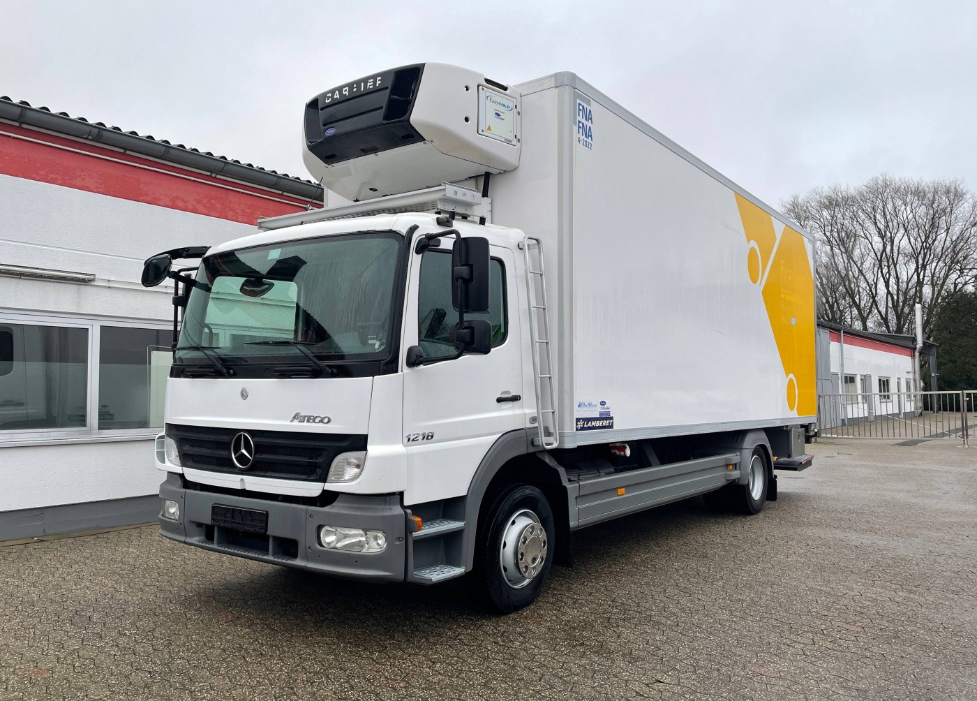 Mercedes-Benz - Tiefkühlkoffer Carrier Supra 850MT 2 Temperaturen Ladebordwand ATP 04/2022