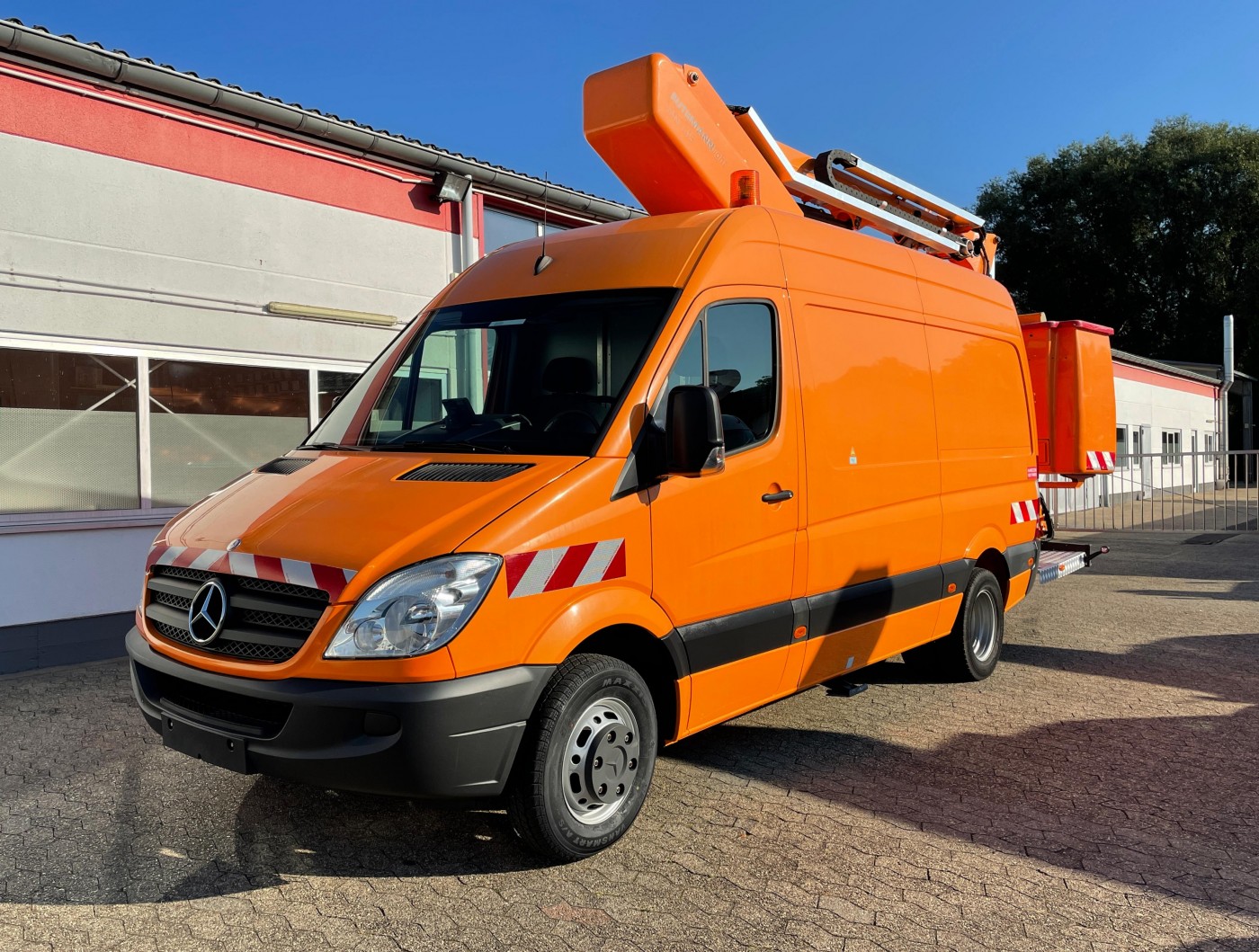 Mercedes-Benz - Sprinter 513 CDI kosaras autó emelőkosár France Elevateur VAN 145 TPF