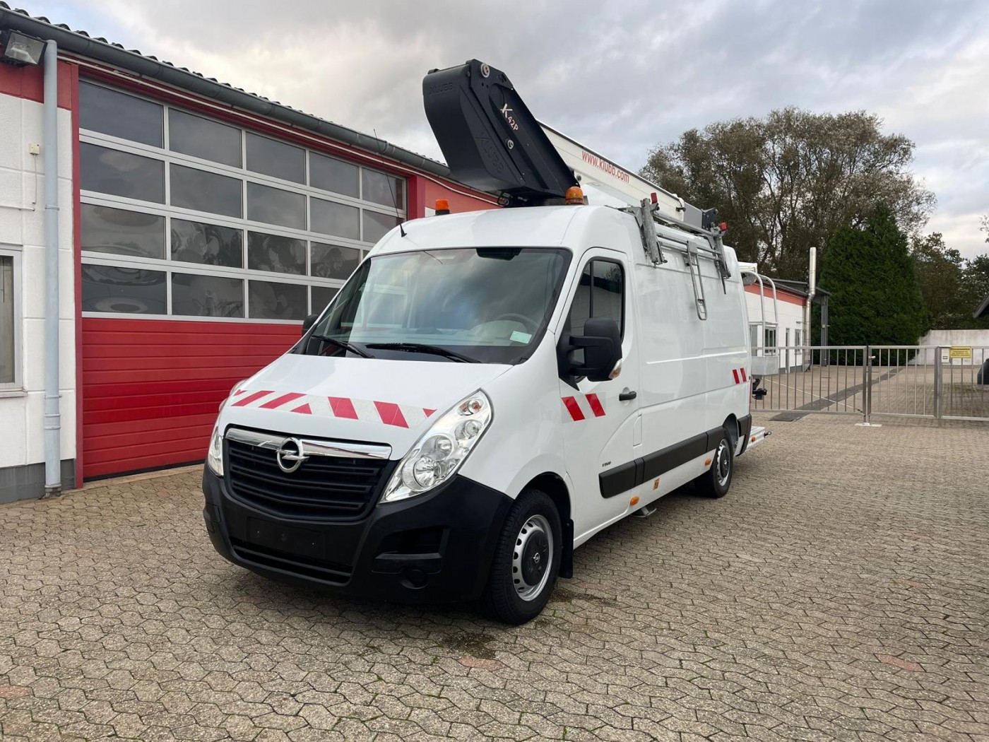 Opel Movano منصة العمل الجوية  KLUBB K42P سلة 200 كجم EURO