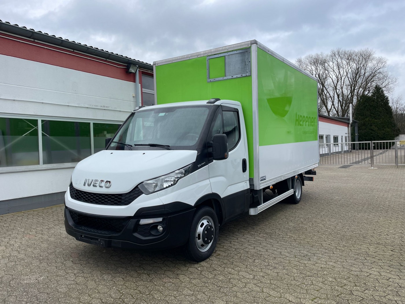 Iveco  Daily 35C15 Koffer 4.2m Ladebordwand Dhollandia Klima EURO 5B+