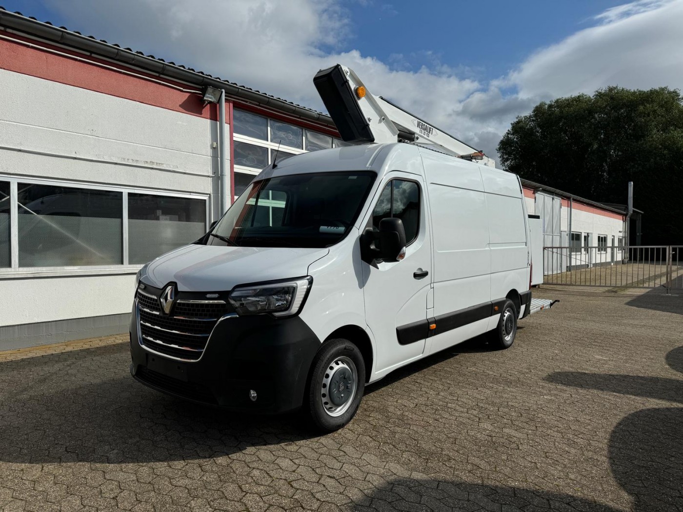 - Hubarbeitsbühne Steiger Time Versalift ETL-32-125 EURO 6