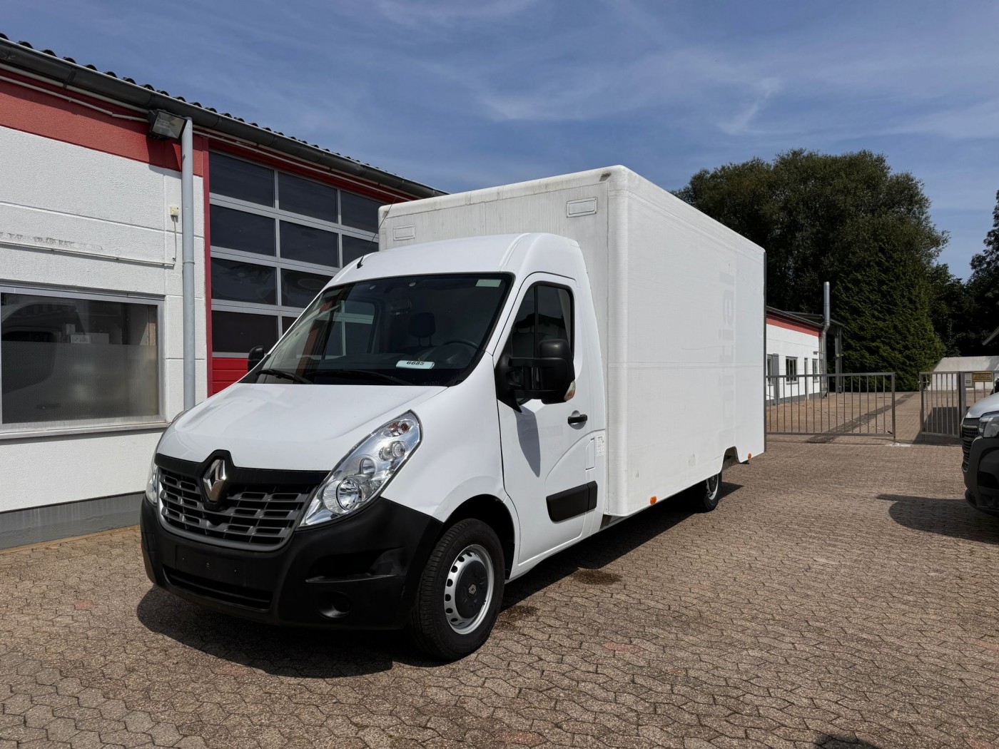 - Koffer mit Auffahrrampe Klima 1230kg Nutzlast EURO 6