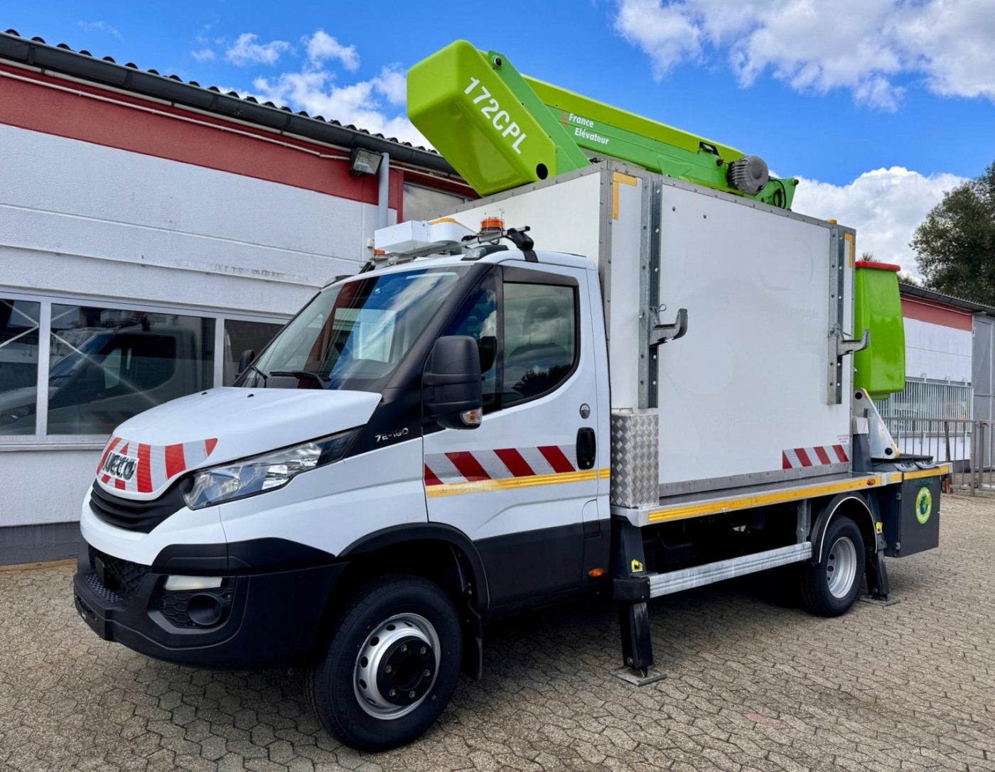 -  Hubarbeitsbühne Steiger France Elevateur 172 CPL