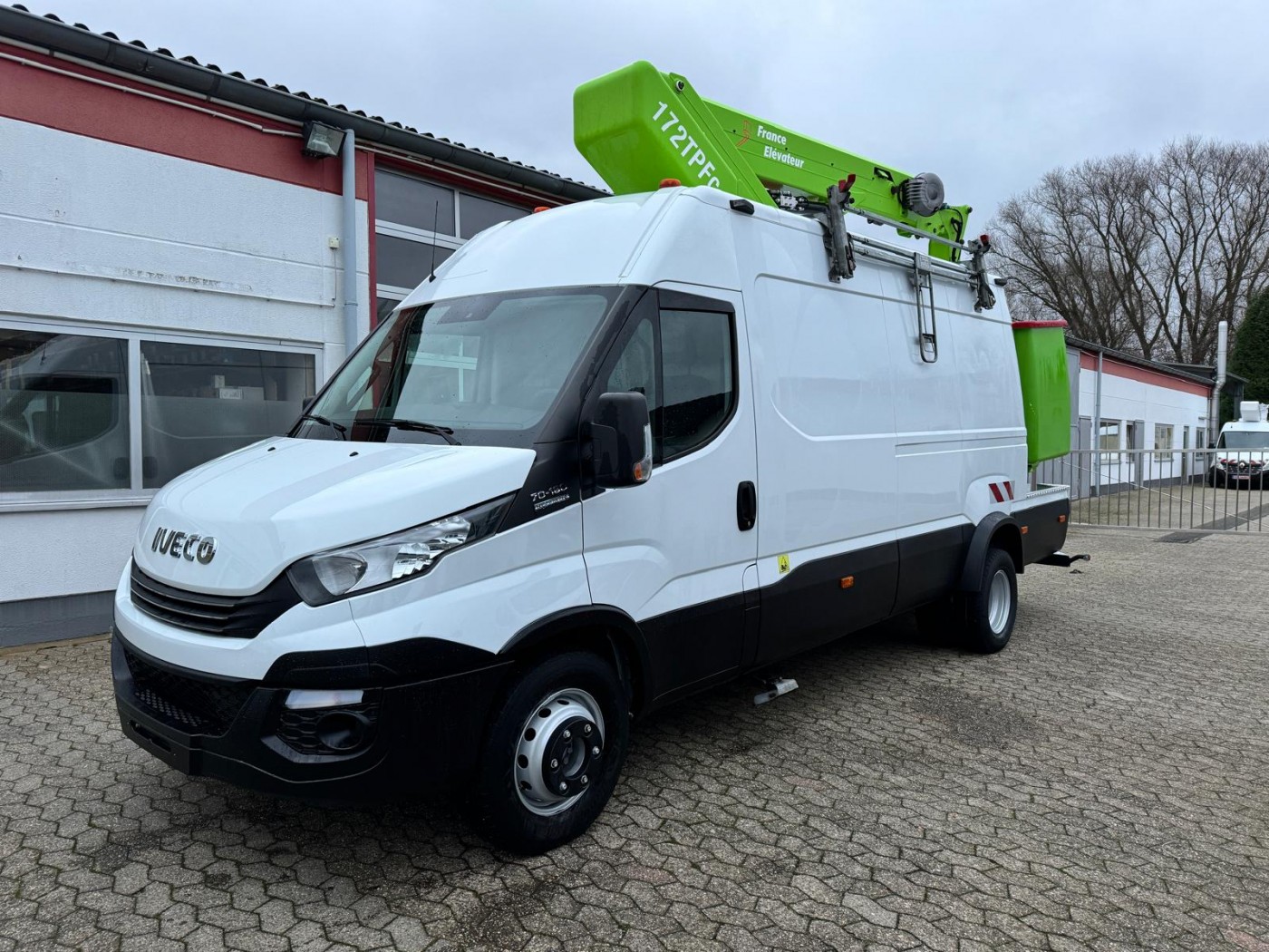 - Hubarbeitsbühne Steiger France Elevateur 172 TPFcc
