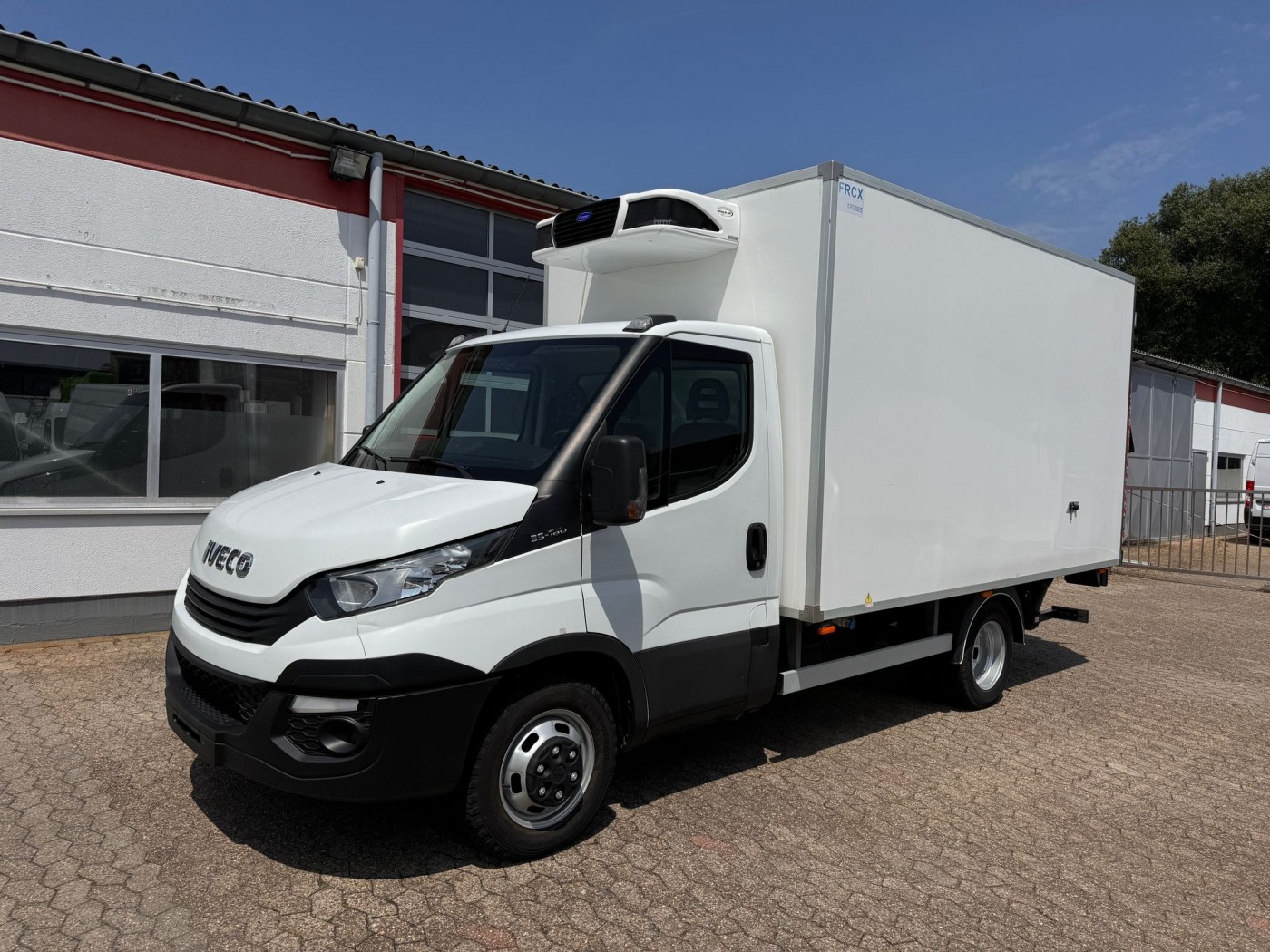 - Tiefkühlkoffer Carrier Pulsor 350 LBW EURO 6