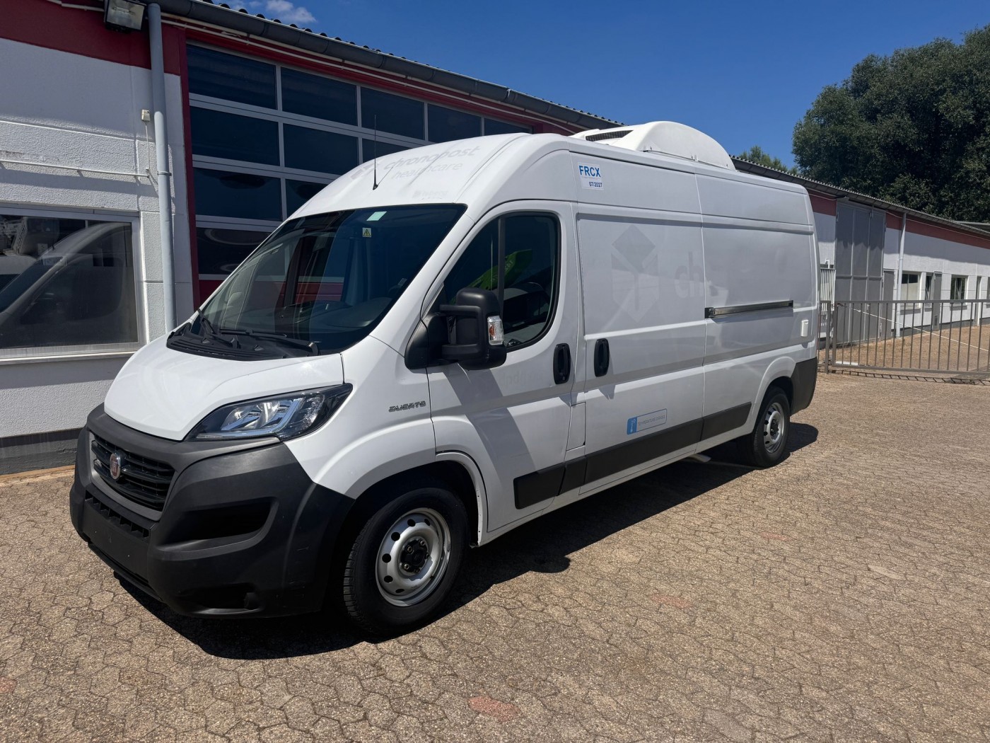 - Kühlkastenwagen 3 Kammern EURO 6